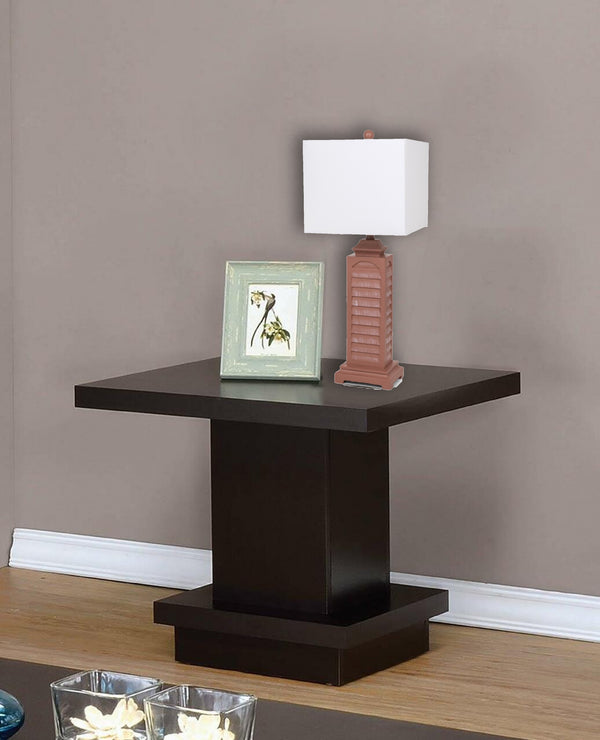 Homeroots Set Of Two Blush Red Slatted Table Lamps With Square Shade   397258