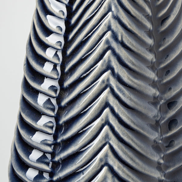 Homeroots Jumbo Prussian Blue And Silver Patterned Star Vase  Ceramic 397519