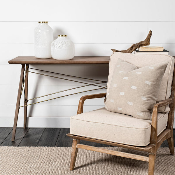 Homeroots 8" Modern Pearl White Gold Rim Rounded Square Glass Vase  Crystal Glass 397568