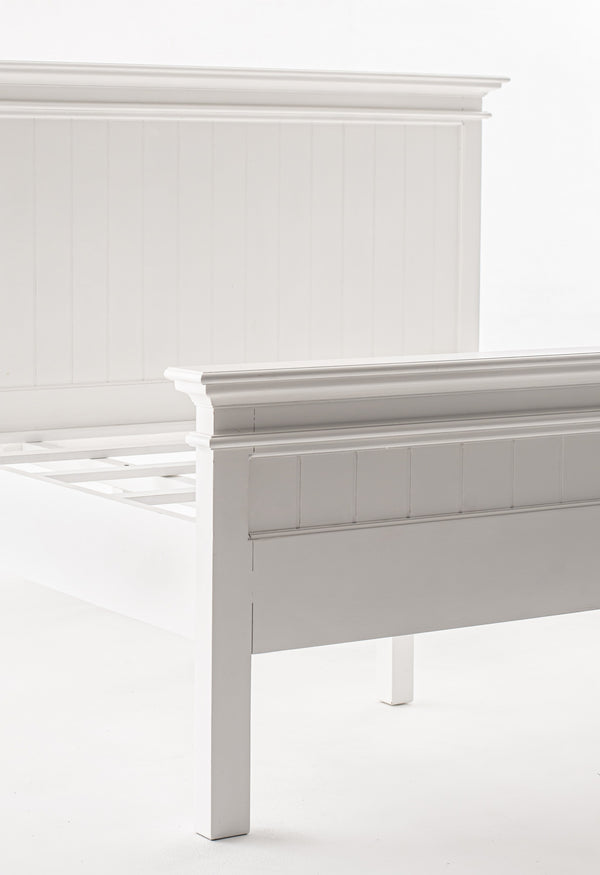 Homeroots Classic White Panel King Size Bed  Mahogany & Medium,Density Fibreboard (Mdf) 397614