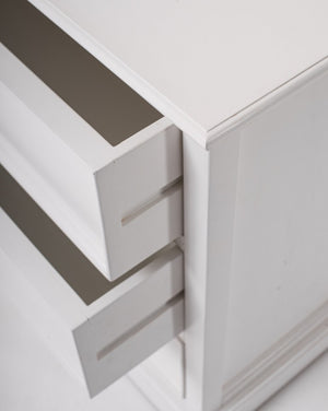 Classic Three Drawer Nightstand in White Finish Elegant Bedroom Storage Furniture
