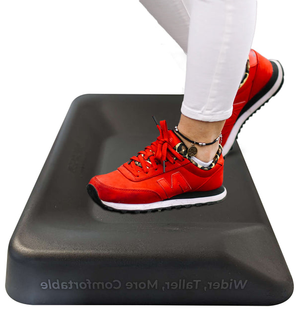 Homeroots Premium Black Cushion Varied Surface Anti Fatigue Mat  Molded Foam 397715