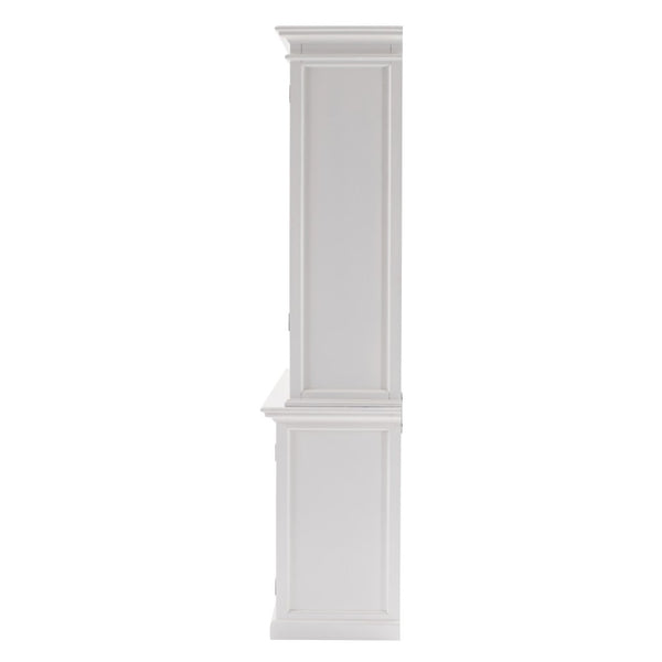 HomeRoots Classic White Kitchen Hutch - Elegant Mahogany Storage with Vintage Charm & Modern Functionality 397844