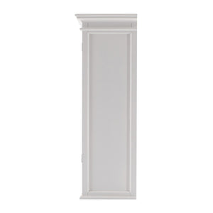 HomeRoots Classic White Kitchen Hutch - Elegant Mahogany Storage with Vintage Charm & Modern Functionality 397844