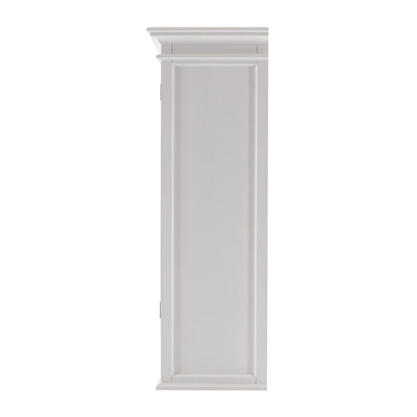 HomeRoots Classic White Kitchen Hutch - Elegant Mahogany Storage with Vintage Charm & Modern Functionality 397844
