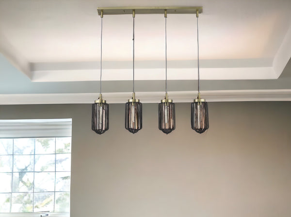 Homeroots Reece 4-light Aged Brass Island Pendant   398258