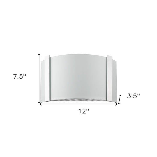Homeroots Polished Chrome Wall Sconce With Frosted Glass Shade   398451