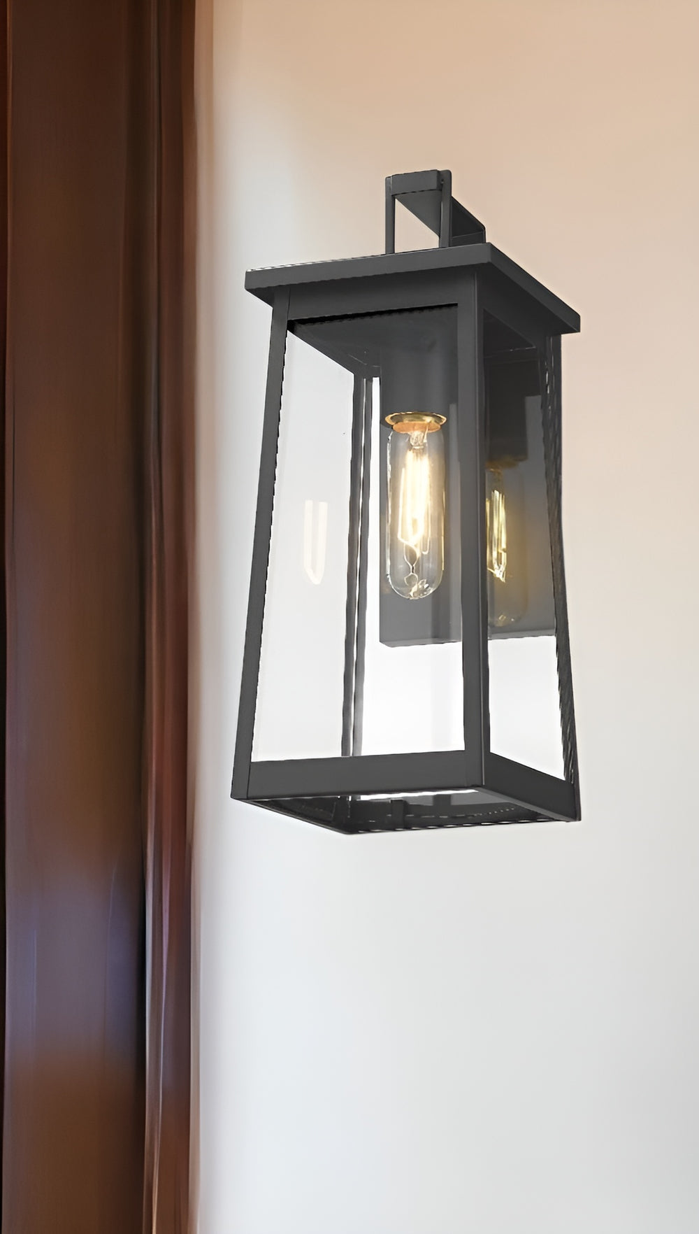 Homeroots Black Contempo Elongated Outdoor Wall Light   398454