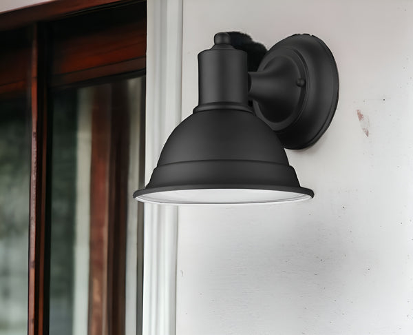 Homeroots Matte Black Aluminum Wall Sconce   398463