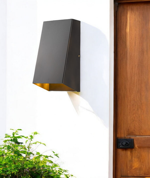 Homeroots Antique Bronze Geometric Wall Sconce   398473