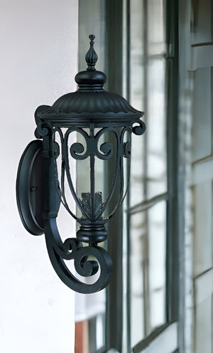 Homeroots Traditional Matte Black Wall Sconce   398501