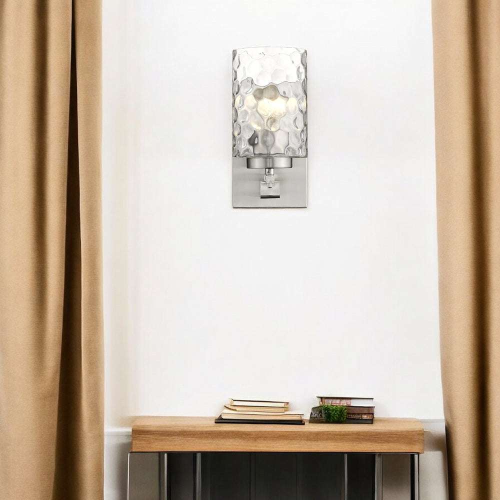Homeroots Silver Metal And Pebbled Glass Wall Sconce   398658