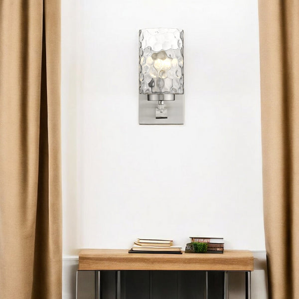 Homeroots Silver Metal And Pebbled Glass Wall Sconce   398658