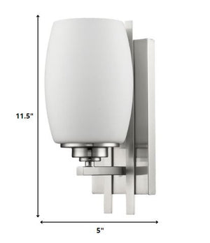 Homeroots Geometric Silver Wall Sconce With Frosted Glass Shade   398708