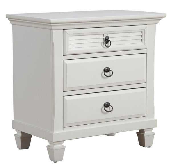 Homeroots White Plantation 3 Drawer Nightstand   399249
