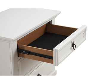 Homeroots White Plantation 3 Drawer Nightstand   399249