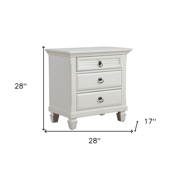 Homeroots White Plantation 3 Drawer Nightstand   399249