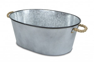 Homeroots 24" Silver Metal Oval Bucket With Rope Handles  Steel 399667