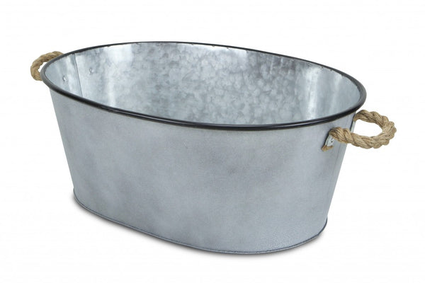 Homeroots 24" Silver Metal Oval Bucket With Rope Handles  Steel 399667
