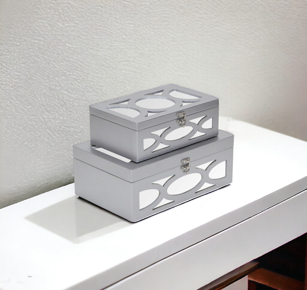 Homeroots Set Of Two Silver Oval Scroll Mirror Jewelry Storage Boxes  Manufactured Wood 399675