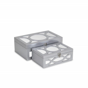 Homeroots Set Of Two Silver Oval Scroll Mirror Jewelry Storage Boxes  Manufactured Wood 399675