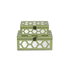 Homeroots Set Of Green Quatrefoil Mirror Jewelry Storage Boxes  Solid Wood 399681