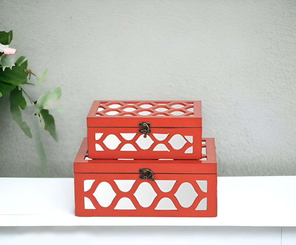 Homeroots Set Of Coral Quatrefoil Mirror Jewelry Storage Boxes  Solid Wood 399682