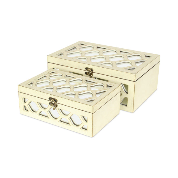 Homeroots Set Of White Quatrefoil Mirror Jewelry Storage Boxes  Solid Wood 399683