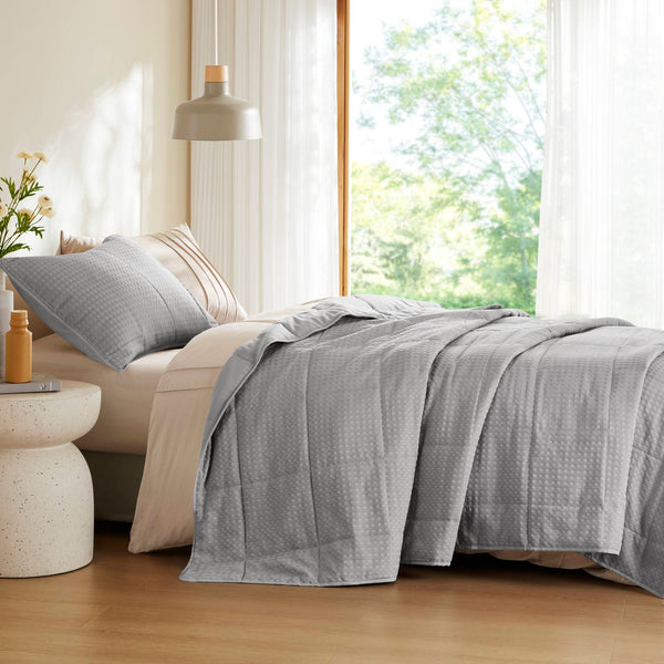 JLA Home Comfort Spaces - Waffle Premium Quilt Set with Airy Waffle-Weave Texture, Breathable Year-Round Comfort & Durable Design Gray AM14-0365