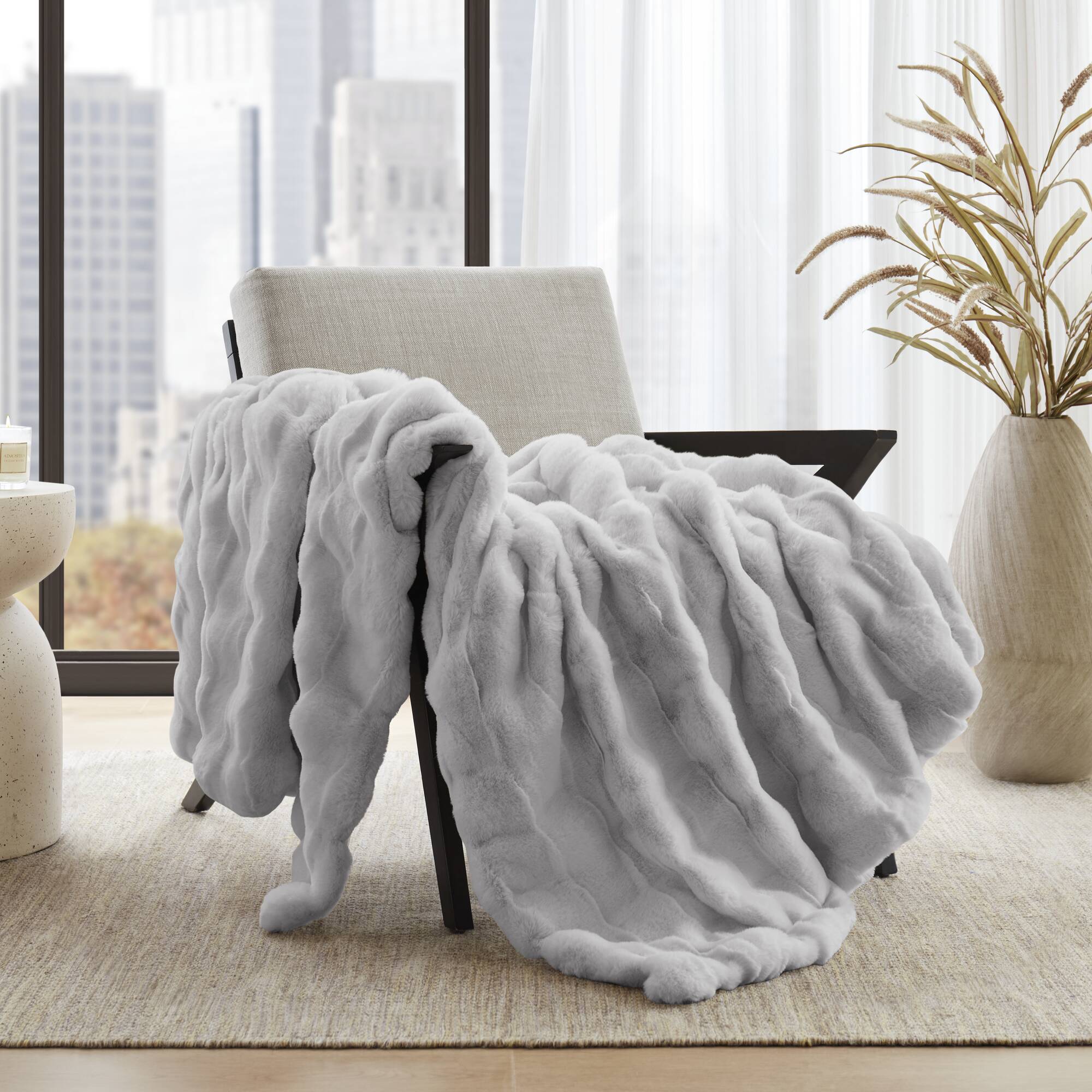 Madison Park Vivienne Throw