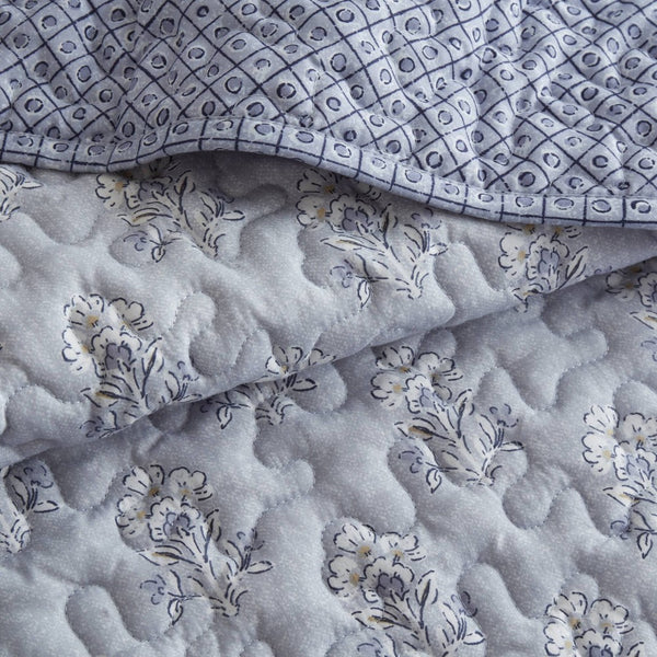 English Elm 3-piece King Quilt Set Ruffle Trim Vermicelli Stitching Soft Polyester Bohemian Bedding Blue B035P408233