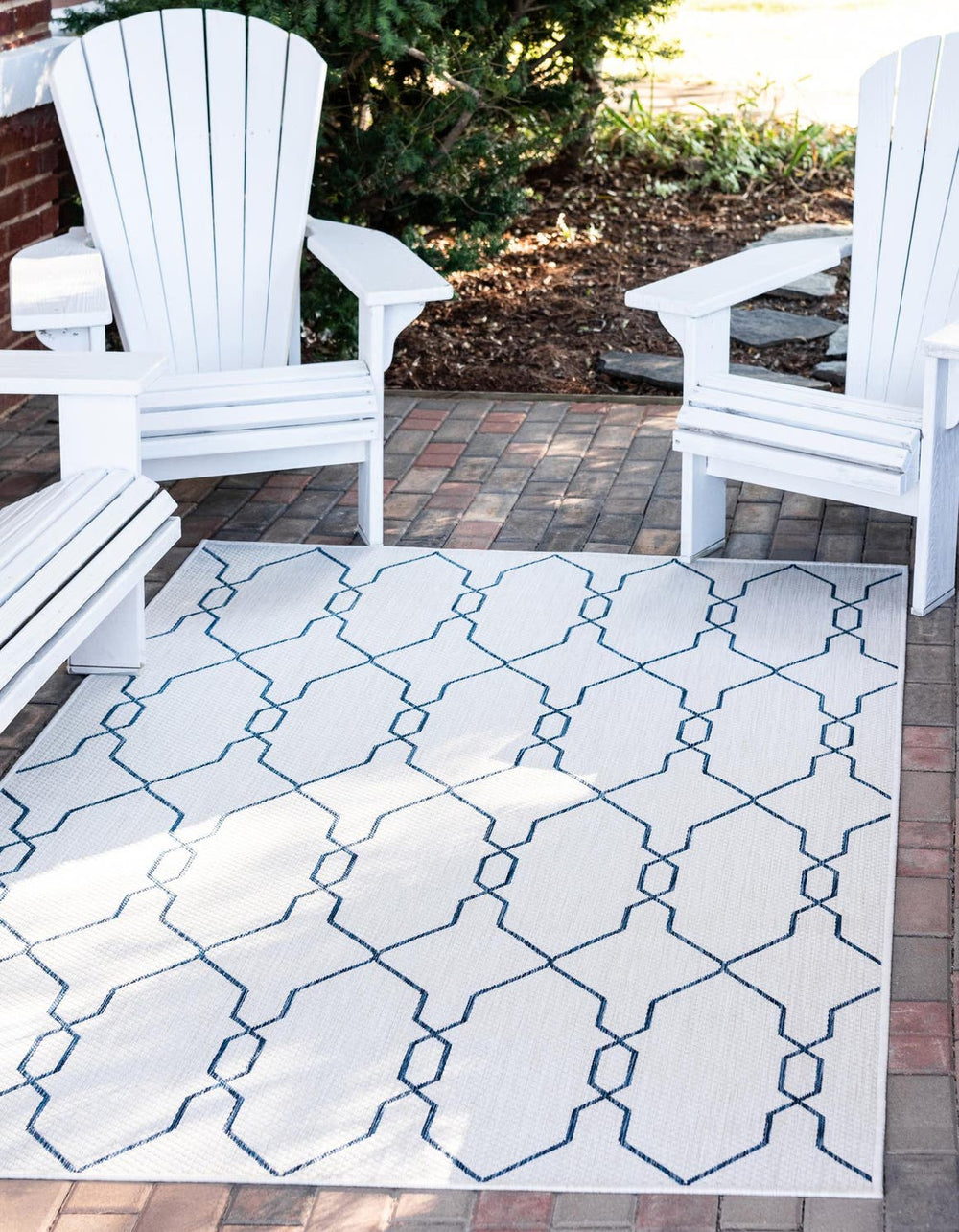 Unique Loom Outdoor Trellis Links Trellis Machine Made Trellis Rug Ivory, Navy Blue 6' 1" x 9' 0"