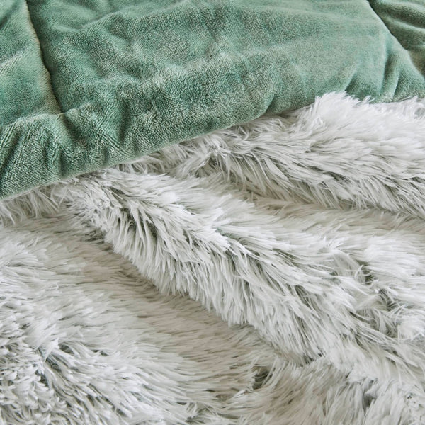 English Elm 3 Piece Shaggy Faux Fur Comforter Set Plush Lodge Style Hypoallergenic Bedding White+Green B035P319584