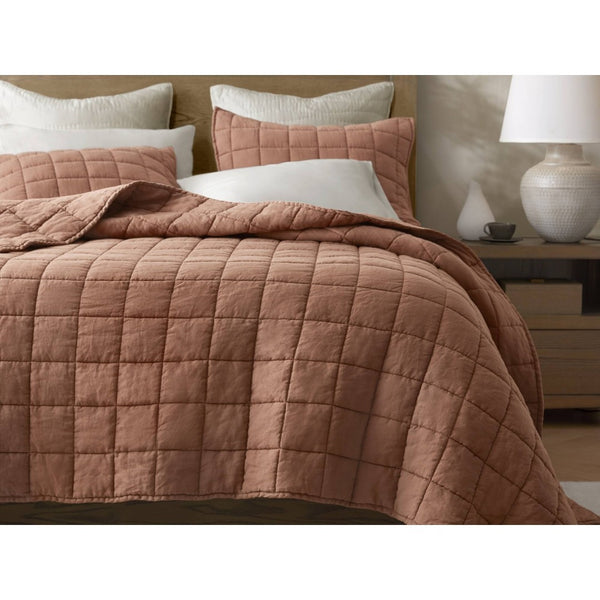 English Elm 3-piece French Linen Quilt Set Garment Washed Breathable Box Stitched Bedding Brick Red B035P408303