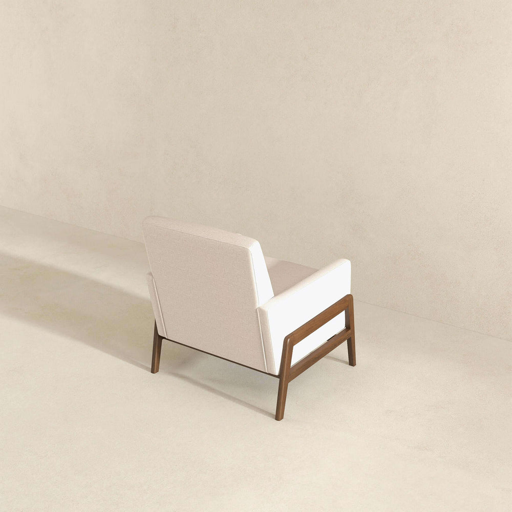 English Elm Ashcroft Furniture - Cole Solid Wood Beige Velvet Lounge Chair with High-Density Foam, Sturdy Frame, Solid Legs, 32x29x25 B183P281184