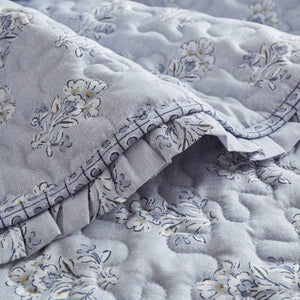 English Elm 3-piece Queen Ruffle Trim Quilt Set Vermicelli Stitched Romantic Coastal Bedding B035P408232