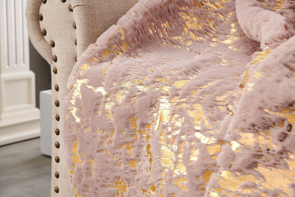 English Elm Luxury Chinchilla Faux Fur Throw Blanket In Dusty Rose With Gilded Accents - Cozy & Elegant (60"X80") B030P233961
