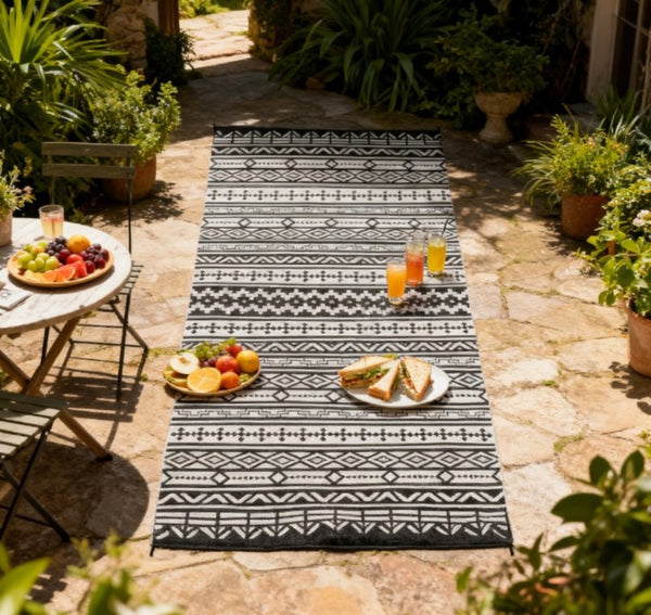 English Elm Geometric Reversible Polypropylene Outdoor Rug Uv Resistant Waterproof Patio Deck Mat T3971P421272