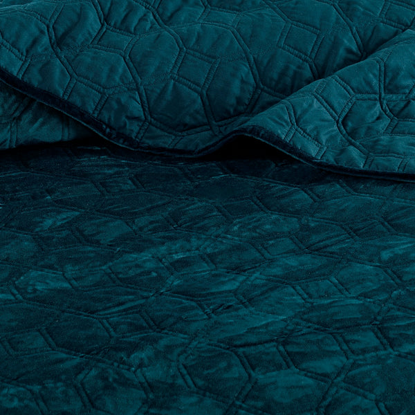 JLA Home Madison Park - 3 Velvet Quilt Set with Plush Polyester Velvet, Geometric Quilting, Antimicrobial Finish for Cozy Style Teal MP13-4611