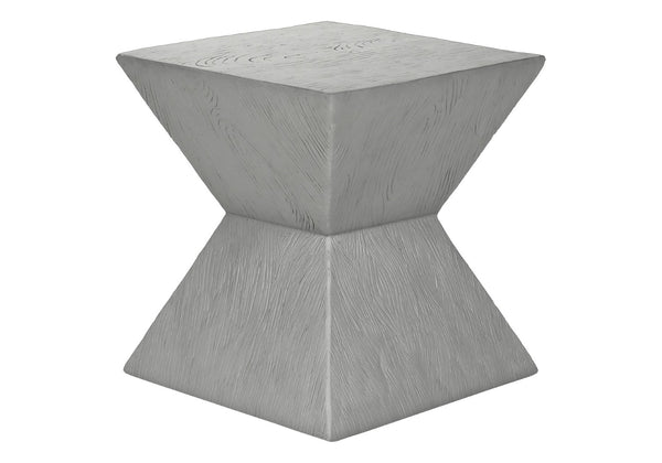 English Elm Accent Side Table Grey Wood Grain Magnesium Oxide Build for Indoor Outdoor Use B2710P461682