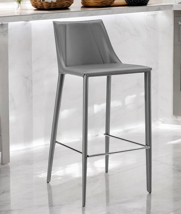 Homeroots 30" Gray Steel Low Back Bar Height Bar Chair   400606