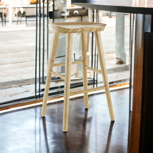 Homeroots 29" Natural Manufactured Wood Backless Bar Height Bar Chair   400615