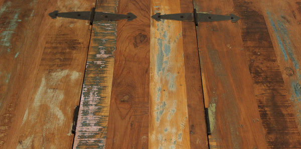 Homeroots 60" Green And Brown  Solid Wood Distressed Lift Top Coffee Table   400872