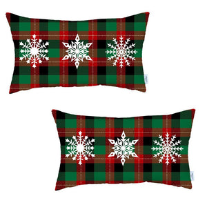 Homeroots Set Of 2 Christmas Snowflake Trio Plaid Lumbar Throw Pillows   400898