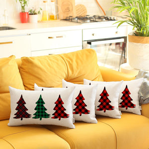 Homeroots Set Of 4 Christmas Tree Trio Plaid Lumbar Pillow Covers   400937