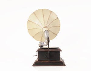 Homeroots C1911 Hmv Gramophone Built To Scale Model Sculpture  Metal 401103