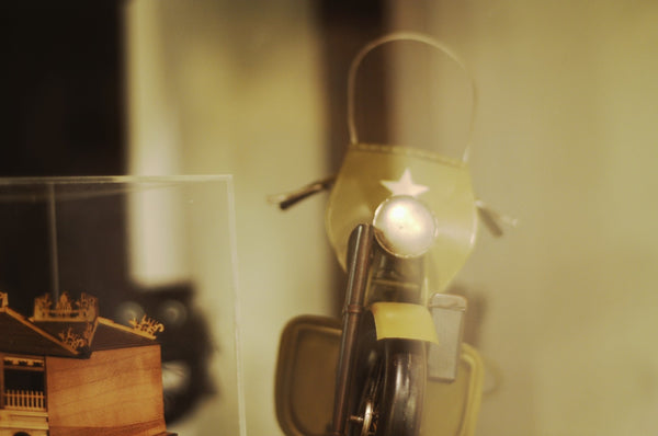 Homeroots C1942 Green U.S. Army Motorcycle Sculpture  Metal 401113