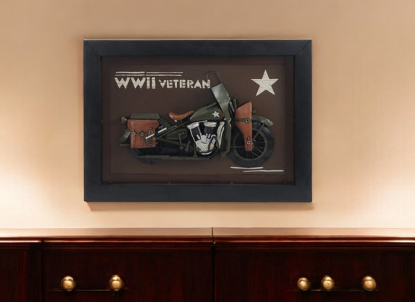 Homeroots 20" Green And Black Metal Hand Painted Figurine Tabletop Sculpture  Metal 401124