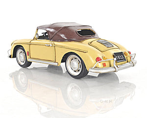 Homeroots C1963 Aston Martin Db5 Sculpture  Metal 401137