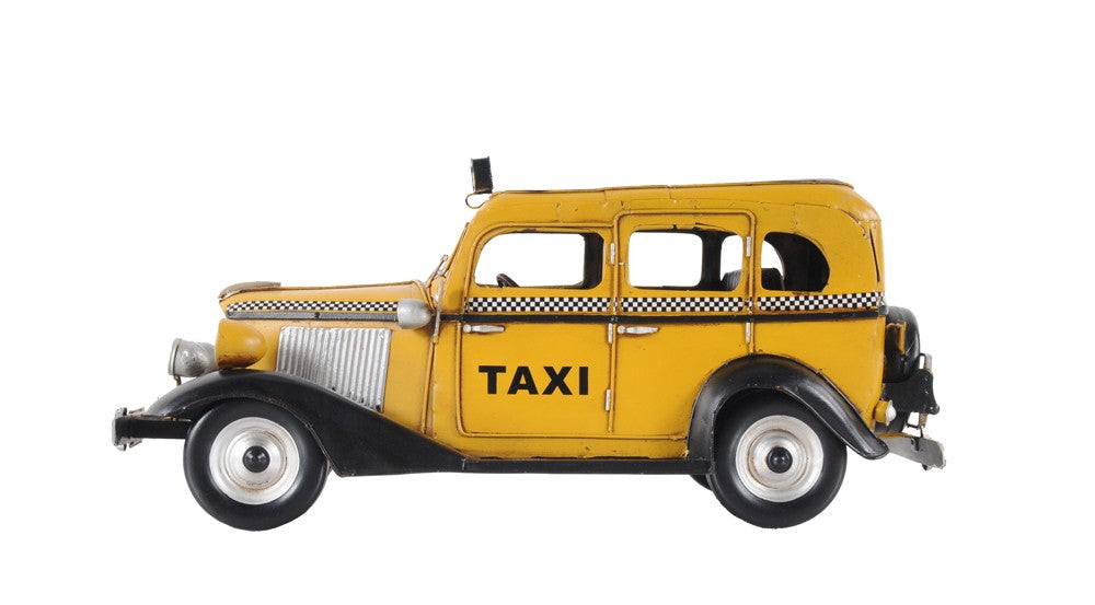 Homeroots C1933 Vintage Checker Taxi Cab Model Sculpture  Metal 401141